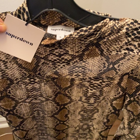 Snake print top - Picture 2 of 3